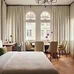Numa Novela Aparthotel Berlino